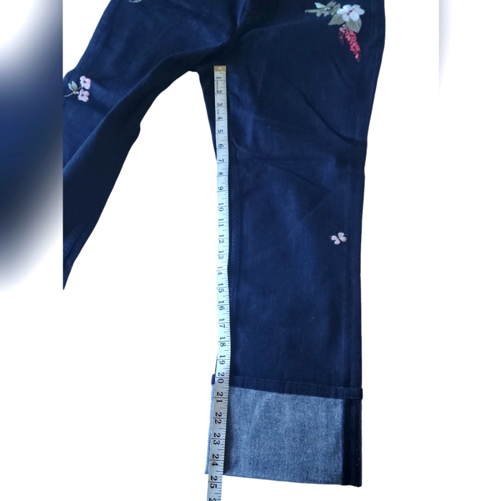Kate Spade NWT Broome Street Embroidered Cuff Jeans Size 28 Indigo (429) - Picture 9 of 11